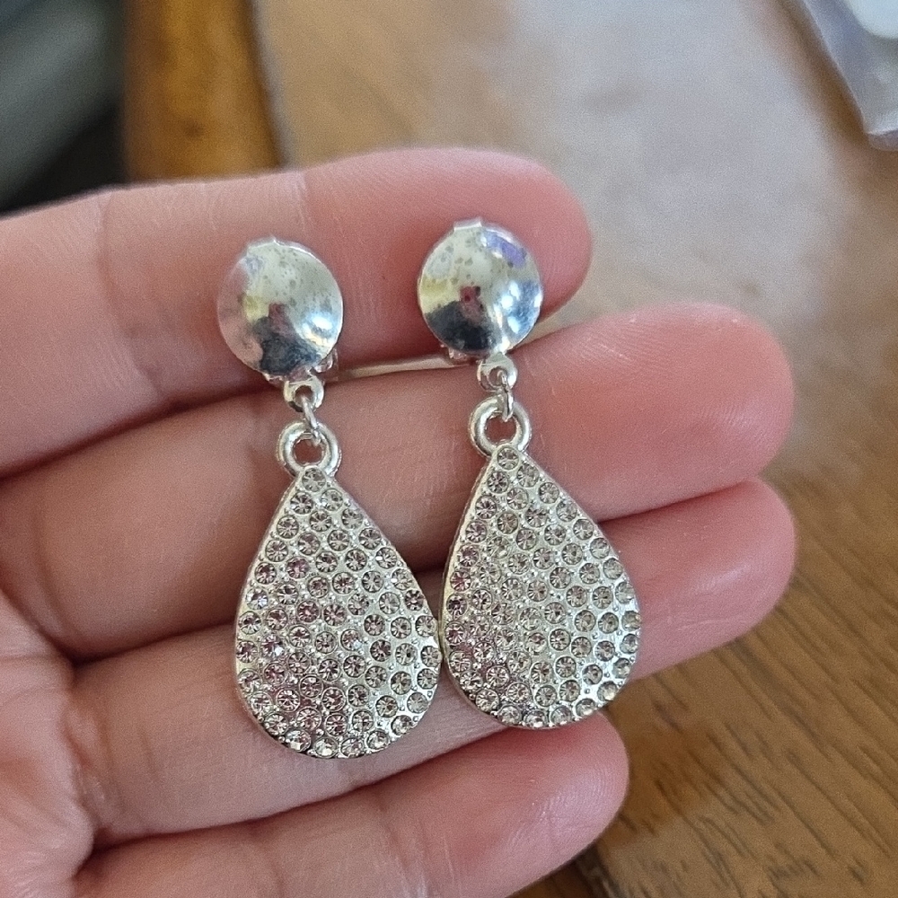 Pastels Clothing Silver Crystal Teardrop Dangle Earrings Silver Tone Clip On
